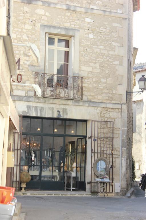 Апарт отель Mas De Valrugues Holifrance Сен-Реми-де-Прованс Экстерьер фото